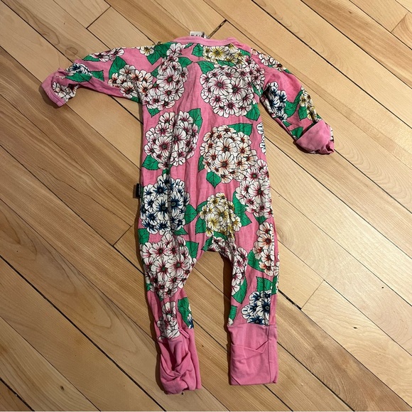 Bonds floral wondersuit onesie - Picture 2 of 2